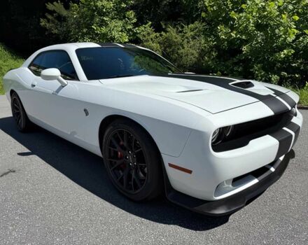 Білий Додж Challenger, об'ємом двигуна 6.2 л та пробігом 70 тис. км за 12800 $, фото 1 на Automoto.ua