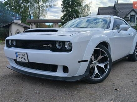Білий Додж Challenger, об'ємом двигуна 3.6 л та пробігом 200 тис. км за 15000 $, фото 1 на Automoto.ua