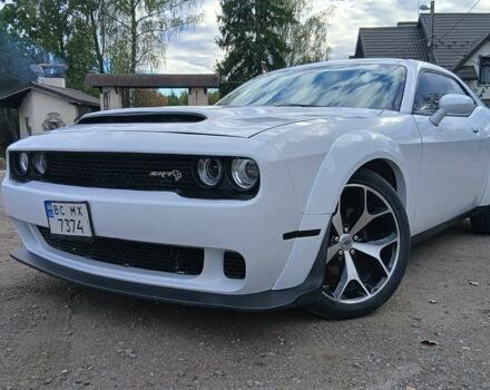 Білий Додж Challenger, об'ємом двигуна 3.6 л та пробігом 200 тис. км за 12000 $, фото 1 на Automoto.ua