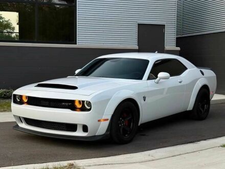Білий Додж Challenger, об'ємом двигуна 6.2 л та пробігом 58 тис. км за 4308 $, фото 1 на Automoto.ua