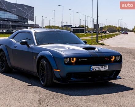 Білий Додж Challenger, об'ємом двигуна 6.4 л та пробігом 73 тис. км за 44000 $, фото 1 на Automoto.ua
