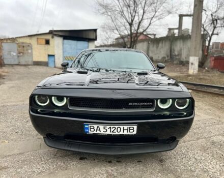Чорний Додж Challenger, об'ємом двигуна 3.6 л та пробігом 300 тис. км за 12999 $, фото 4 на Automoto.ua