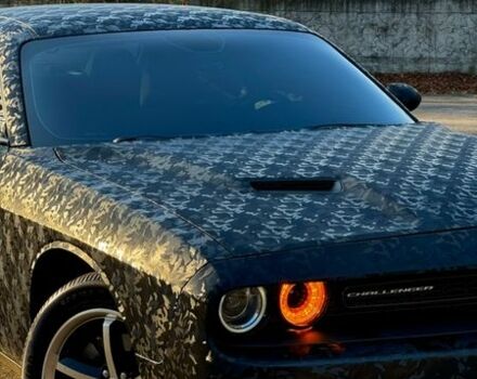 Чорний Додж Challenger, об'ємом двигуна 3.6 л та пробігом 212 тис. км за 15000 $, фото 6 на Automoto.ua