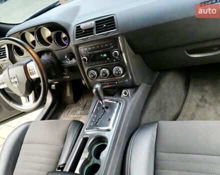 Додж Челенджер 2014 в Ивано-Франковске на Automoto.ua Черный Додж Челенджер, объемом двигателя 3.6 л и пробегом 182 тыс. км за 13950 $, фото 41 на Automoto.ua