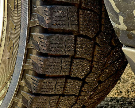 Черный Додж Челенджер, объемом двигателя 3.6 л и пробегом 210 тыс. км за 16500 $, фото 18 на Automoto.ua