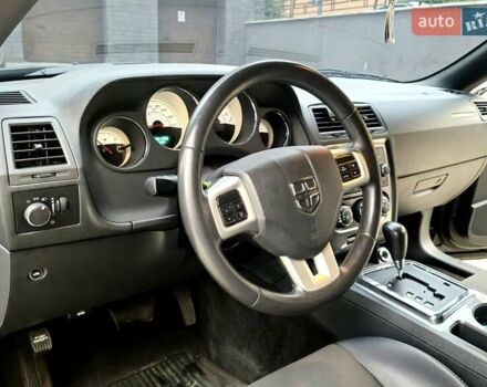 Додж Челенджер 2014 в Ивано-Франковске на Automoto.ua Черный Додж Челенджер, объемом двигателя 3.6 л и пробегом 182 тыс. км за 13950 $, фото 43 на Automoto.ua