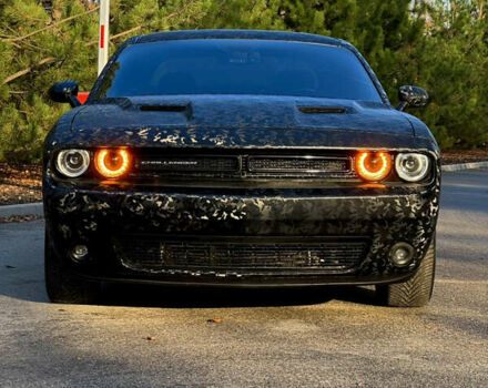 Черный Додж Челенджер, объемом двигателя 3.6 л и пробегом 210 тыс. км за 16500 $, фото 15 на Automoto.ua