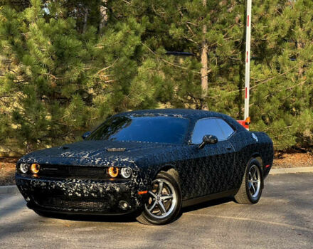 Черный Додж Челенджер, объемом двигателя 3.6 л и пробегом 210 тыс. км за 16500 $, фото 17 на Automoto.ua