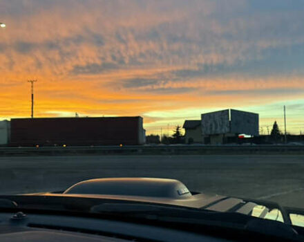 Черный Додж Челенджер, объемом двигателя 5.65 л и пробегом 72 тыс. км за 35000 $, фото 17 на Automoto.ua