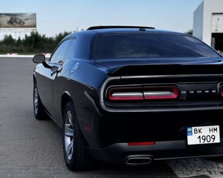 Додж Челенджер 2015 в Ровно на Automoto.ua Черный Додж Челенджер, объемом двигателя 3.6 л и пробегом 76 тыс. км за 17600 $, фото 9 на Automoto.ua