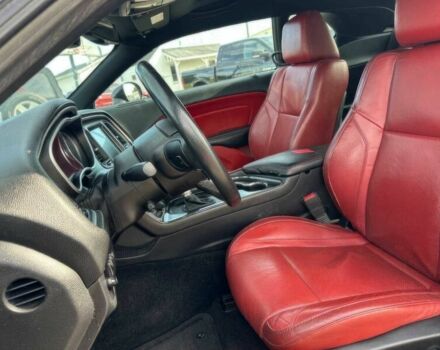 Чорний Додж Challenger, об'ємом двигуна 5.7 л та пробігом 73 тис. км за 11200 $, фото 8 на Automoto.ua