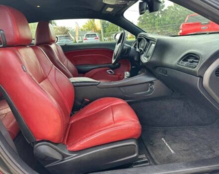 Чорний Додж Challenger, об'ємом двигуна 5.7 л та пробігом 73 тис. км за 11200 $, фото 9 на Automoto.ua