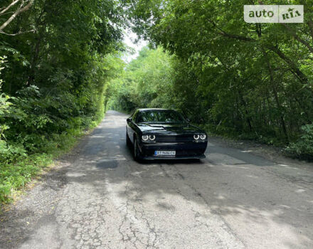 Чорний Додж Challenger, об'ємом двигуна 3.6 л та пробігом 221 тис. км за 16800 $, фото 11 на Automoto.ua