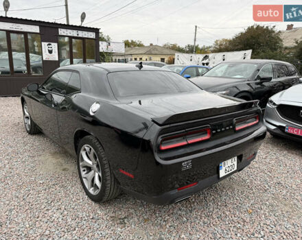Черный Додж Челенджер, объемом двигателя 3.6 л и пробегом 61 тыс. км за 17700 $, фото 5 на Automoto.ua