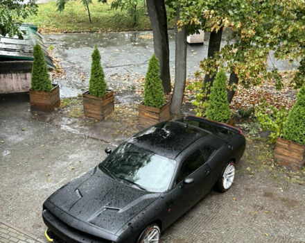 Черный Додж Челенджер, объемом двигателя 3.6 л и пробегом 161 тыс. км за 23500 $, фото 5 на Automoto.ua