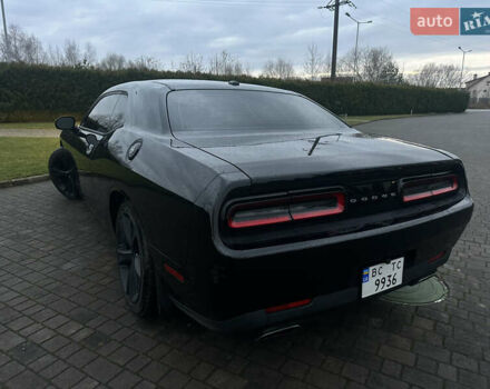 Чорний Додж Challenger, об'ємом двигуна 3.6 л та пробігом 95 тис. км за 17600 $, фото 8 на Automoto.ua
