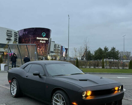 Черный Додж Челенджер, объемом двигателя 3.6 л и пробегом 161 тыс. км за 23500 $, фото 1 на Automoto.ua