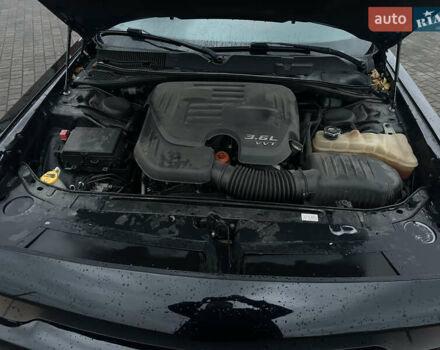 Чорний Додж Challenger, об'ємом двигуна 3.6 л та пробігом 95 тис. км за 17600 $, фото 17 на Automoto.ua