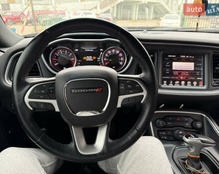 Черный Додж Челенджер, объемом двигателя 3.6 л и пробегом 61 тыс. км за 17700 $, фото 33 на Automoto.ua