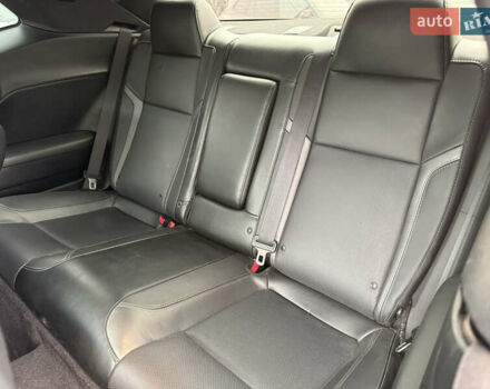 Черный Додж Челенджер, объемом двигателя 3.6 л и пробегом 61 тыс. км за 17700 $, фото 17 на Automoto.ua