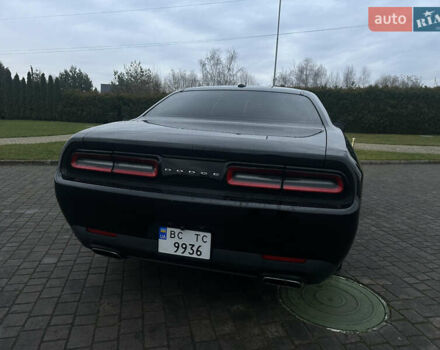 Чорний Додж Challenger, об'ємом двигуна 3.6 л та пробігом 95 тис. км за 17600 $, фото 10 на Automoto.ua
