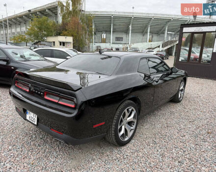 Черный Додж Челенджер, объемом двигателя 3.6 л и пробегом 61 тыс. км за 17700 $, фото 7 на Automoto.ua