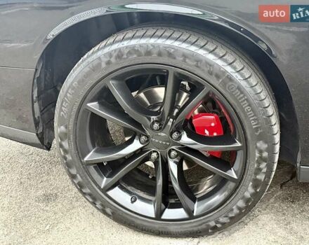 Черный Додж Челенджер, объемом двигателя 5.65 л и пробегом 132 тыс. км за 25500 $, фото 41 на Automoto.ua