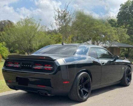 Черный Додж Челенджер, объемом двигателя 6.4 л и пробегом 75 тыс. км за 9300 $, фото 4 на Automoto.ua