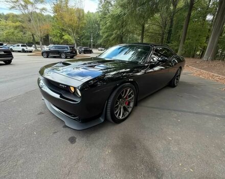 Черный Додж Челенджер, объемом двигателя 6.2 л и пробегом 52 тыс. км за 20000 $, фото 2 на Automoto.ua