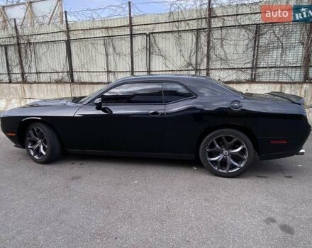 Додж Челенджер 2017 в Киеве на Automoto.ua Черный Додж Челенджер, объемом двигателя 3.6 л и пробегом 145 тыс. км за 17200 $, фото 3 на Automoto.ua
