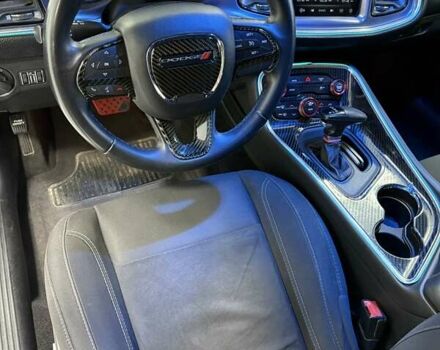 Черный Додж Челенджер, объемом двигателя 3.6 л и пробегом 100 тыс. км за 19000 $, фото 16 на Automoto.ua