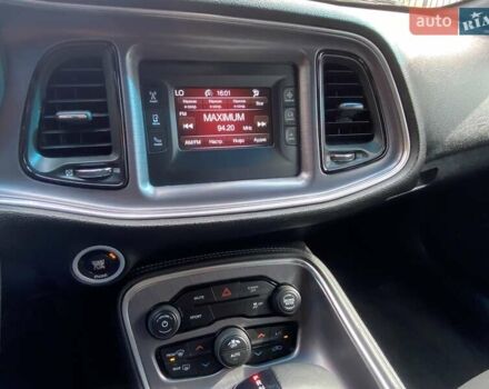 Додж Челенджер 2017 в Киеве на Automoto.ua Черный Додж Челенджер, объемом двигателя 3.6 л и пробегом 145 тыс. км за 17200 $, фото 32 на Automoto.ua