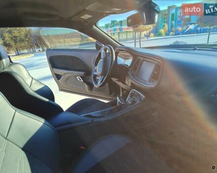 Черный Додж Челенджер, объемом двигателя 6.4 л и пробегом 78 тыс. км за 32499 $, фото 6 на Automoto.ua