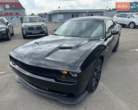 Черный Додж Челенджер, объемом двигателя 3.6 л и пробегом 81 тыс. км за 21990 $, фото 2 на Automoto.ua