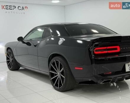 Черный Додж Челенджер, объемом двигателя 3.6 л и пробегом 100 тыс. км за 19000 $, фото 13 на Automoto.ua