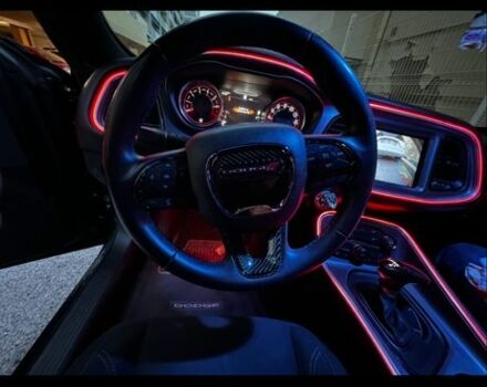 Черный Додж Челенджер, объемом двигателя 3.6 л и пробегом 90 тыс. км за 18000 $, фото 5 на Automoto.ua