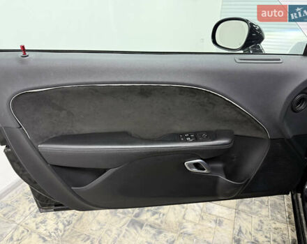 Черный Додж Челенджер, объемом двигателя 3.6 л и пробегом 100 тыс. км за 17999 $, фото 12 на Automoto.ua