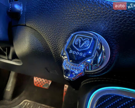 Черный Додж Челенджер, объемом двигателя 3.6 л и пробегом 100 тыс. км за 17999 $, фото 16 на Automoto.ua