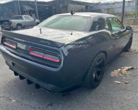 Черный Додж Челенджер, объемом двигателя 6.2 л и пробегом 55 тыс. км за 13670 $, фото 5 на Automoto.ua
