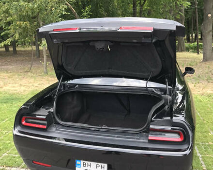 Черный Додж Челенджер, объемом двигателя 3.6 л и пробегом 124 тыс. км за 19500 $, фото 13 на Automoto.ua