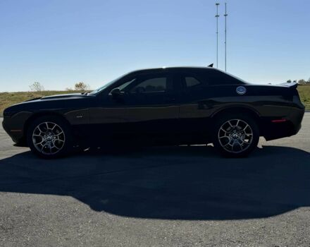 Черный Додж Челенджер, объемом двигателя 3.6 л и пробегом 62 тыс. км за 10300 $, фото 2 на Automoto.ua