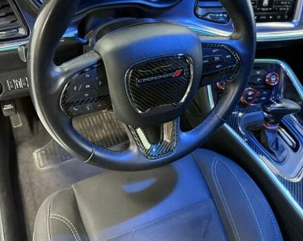 Черный Додж Челенджер, объемом двигателя 3.6 л и пробегом 100 тыс. км за 19000 $, фото 17 на Automoto.ua