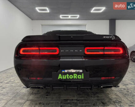 Черный Додж Челенджер, объемом двигателя 3.6 л и пробегом 100 тыс. км за 17999 $, фото 4 на Automoto.ua