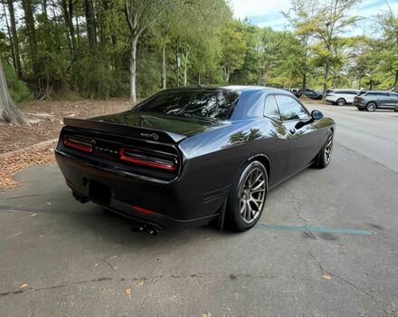 Черный Додж Челенджер, объемом двигателя 6.2 л и пробегом 52 тыс. км за 20000 $, фото 4 на Automoto.ua