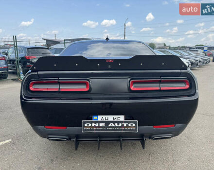 Черный Додж Челенджер, объемом двигателя 3.6 л и пробегом 81 тыс. км за 21990 $, фото 9 на Automoto.ua
