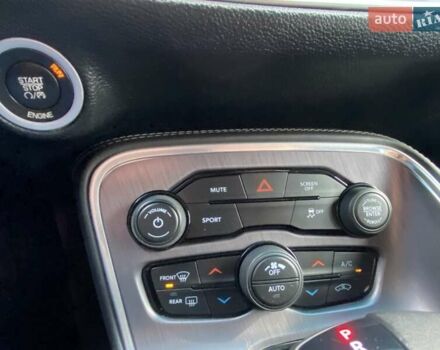 Додж Челенджер 2017 в Киеве на Automoto.ua Черный Додж Челенджер, объемом двигателя 3.6 л и пробегом 145 тыс. км за 17200 $, фото 33 на Automoto.ua