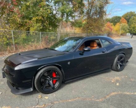 Черный Додж Челенджер, объемом двигателя 6.2 л и пробегом 55 тыс. км за 13670 $, фото 1 на Automoto.ua