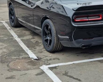 Додж Челенджер 2018 в Киеве на Automoto.ua Черный Додж Челенджер, объемом двигателя 3.61 л и пробегом 90 тыс. км за 24000 $, фото 3 на Automoto.ua