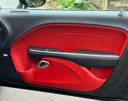 Додж Челенджер 2018 в Киеве на Automoto.ua Черный Додж Челенджер, объемом двигателя 3.6 л и пробегом 137 тыс. км за 21290 $, фото 14 на Automoto.ua