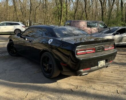 Чорний Додж Challenger, об'ємом двигуна 3.6 л та пробігом 160 тис. км за 24500 $, фото 3 на Automoto.ua